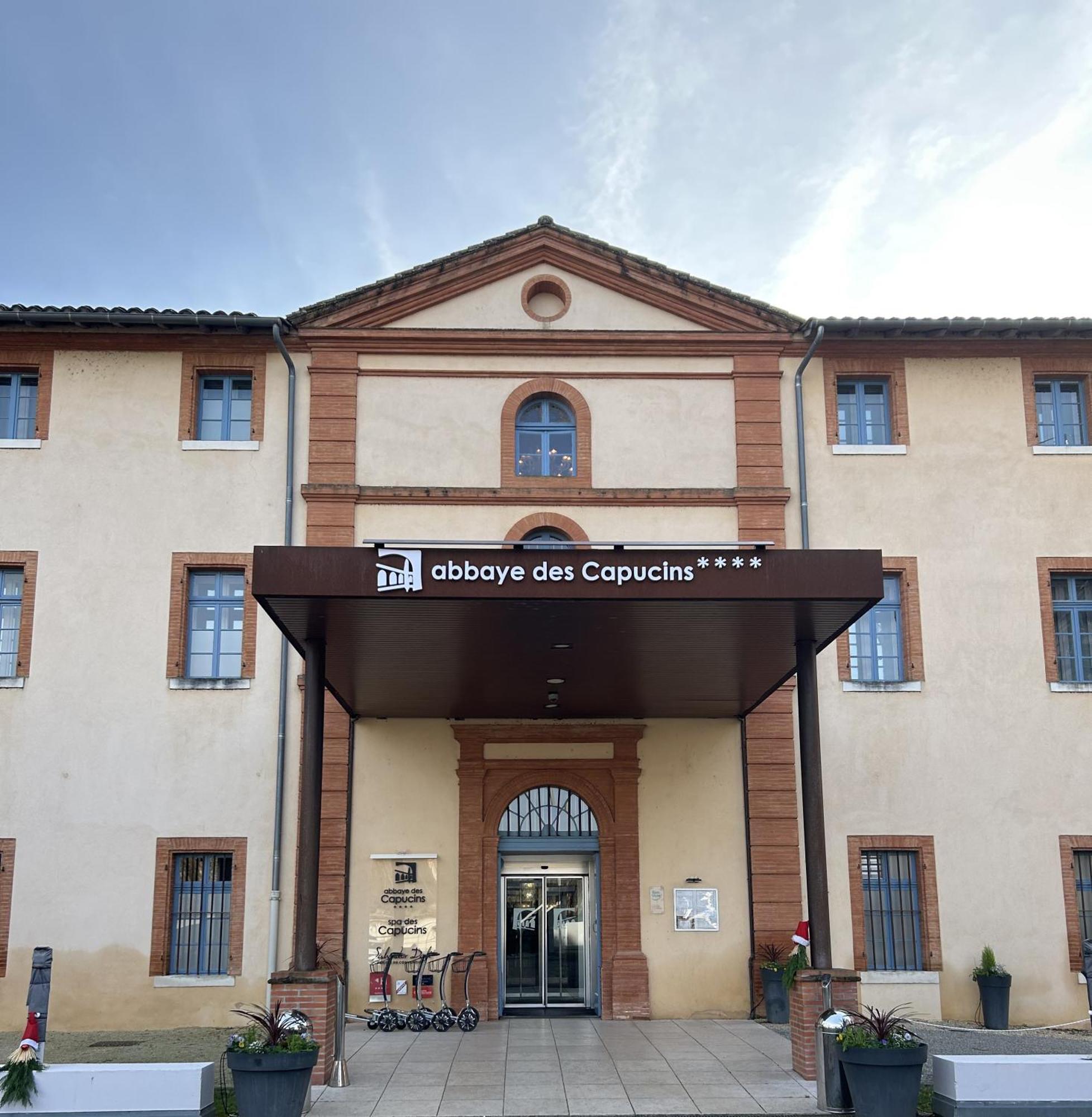 Abbaye Des Capucins Spa & Resort Montauban Exterior foto
